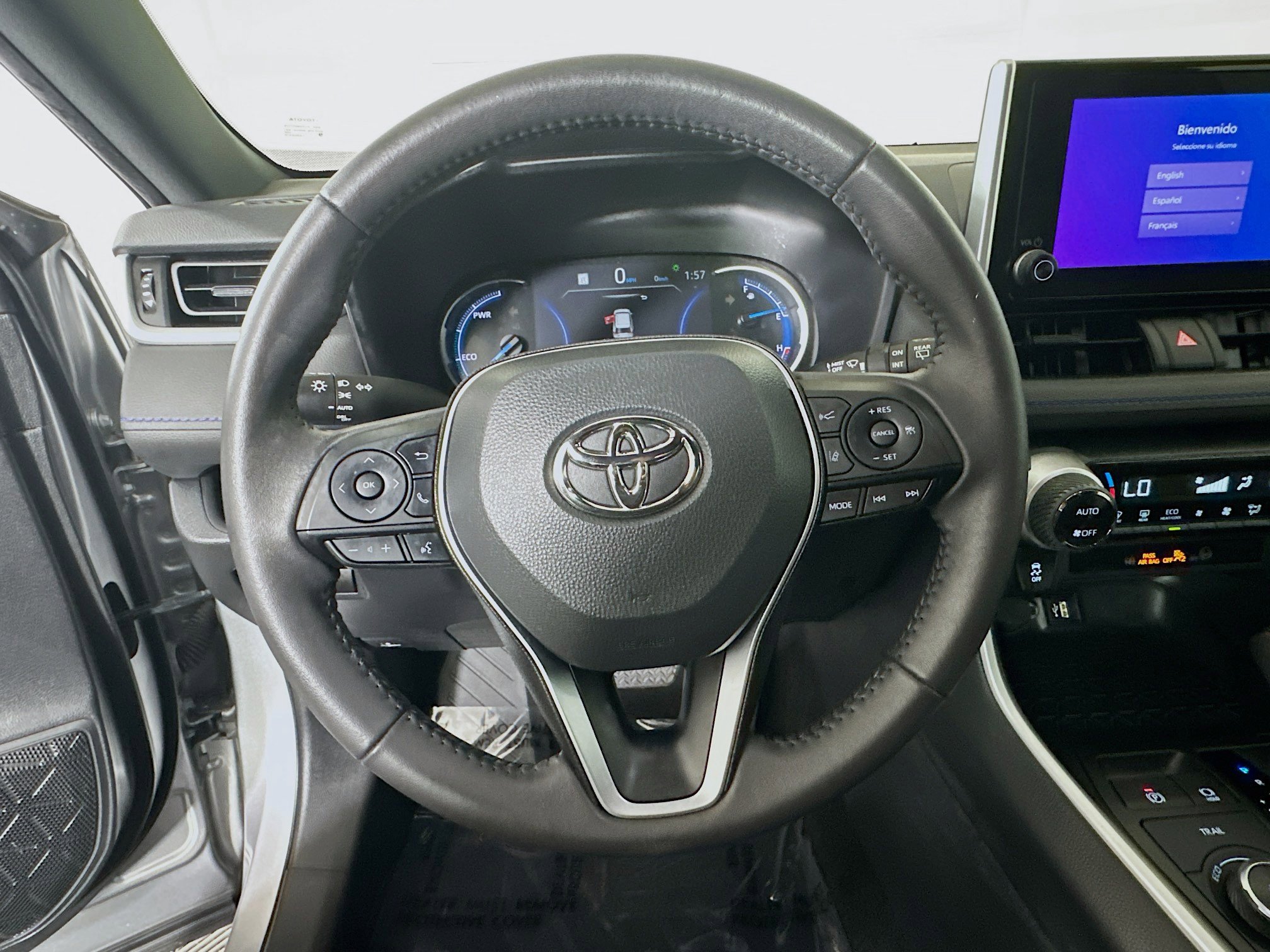 Used 2023 Toyota RAV4 SE AWD/4WD image 15