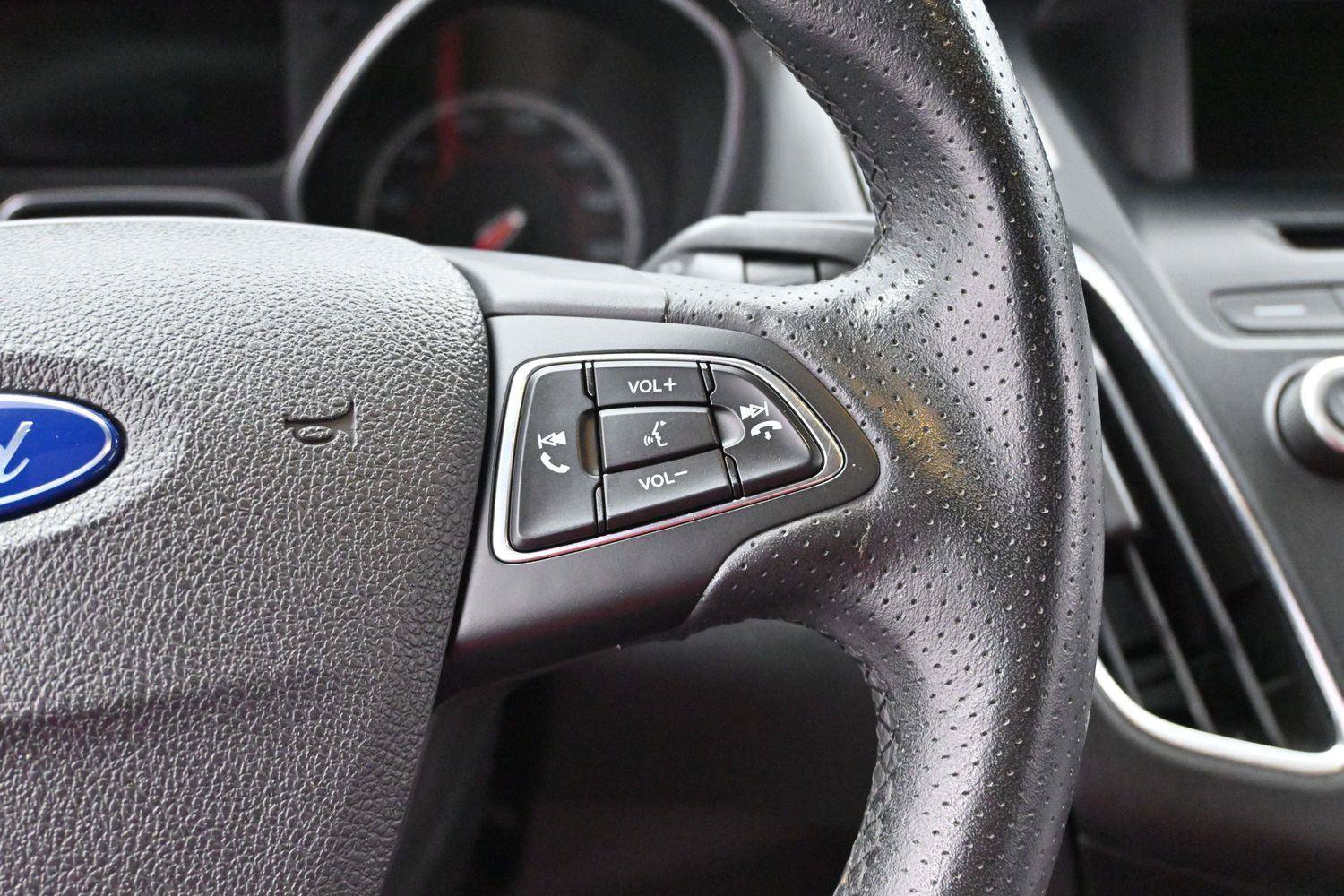 Used 2016 Ford Focus ST FWD image 18