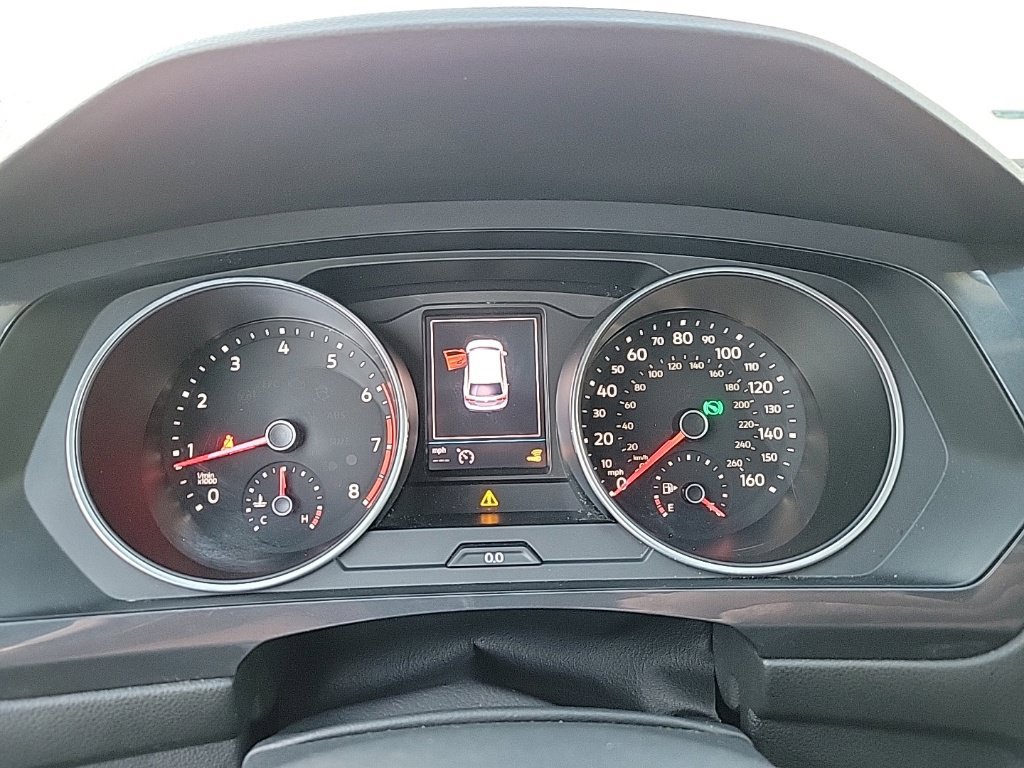 Used 2019 Volkswagen Tiguan SEL AWD/4WD image 12