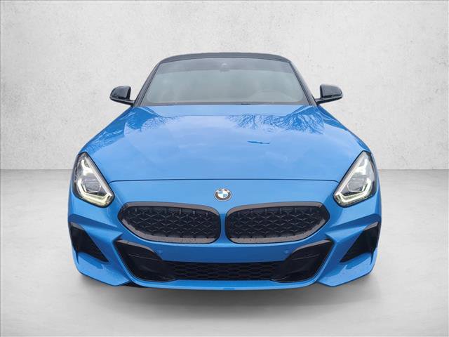 Used 2022 BMW Z4 M40i w/ Premium Package image 3