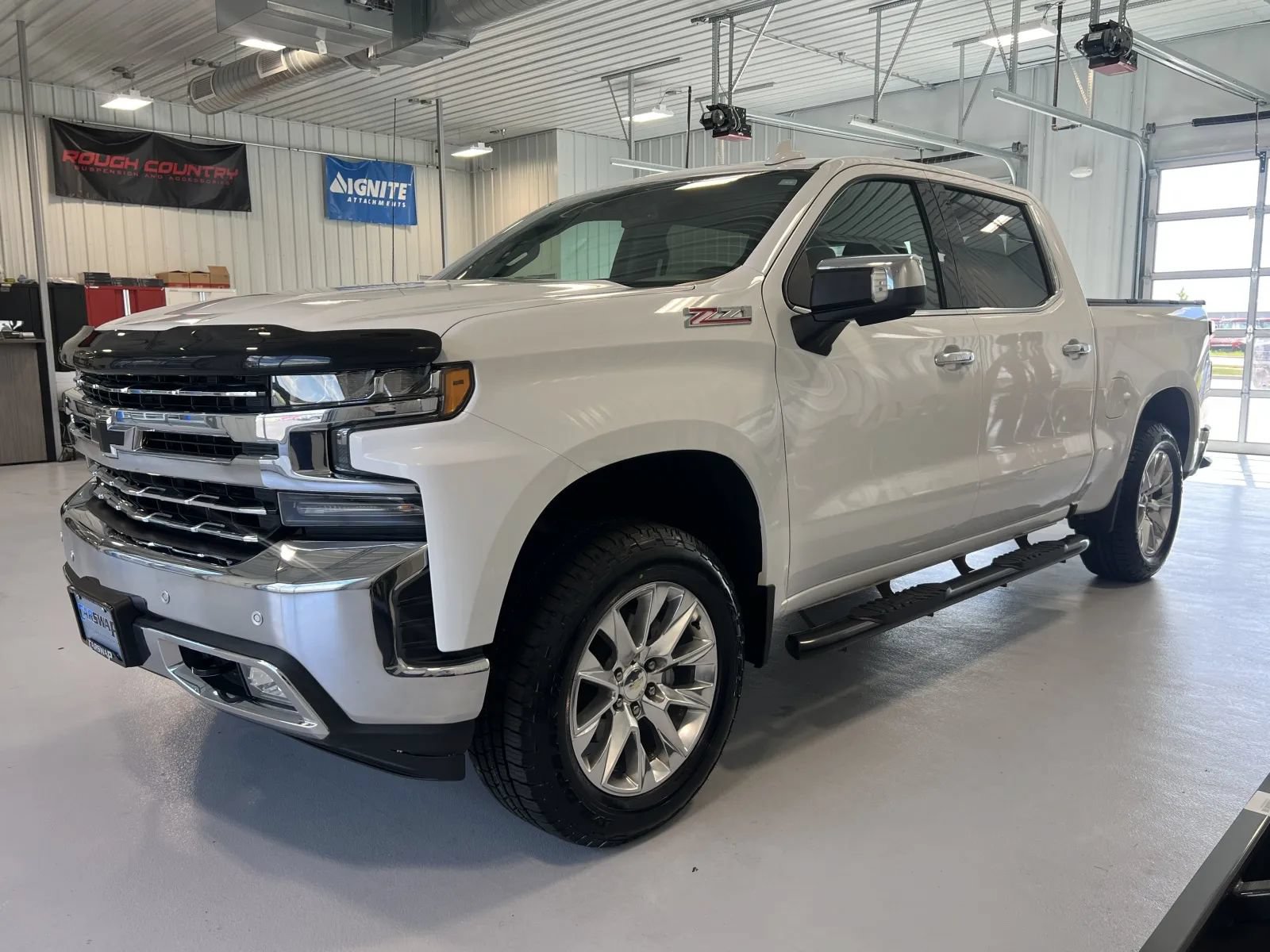 Used 2021 Chevrolet Silverado 1500 LTZ AWD/4WD image 6