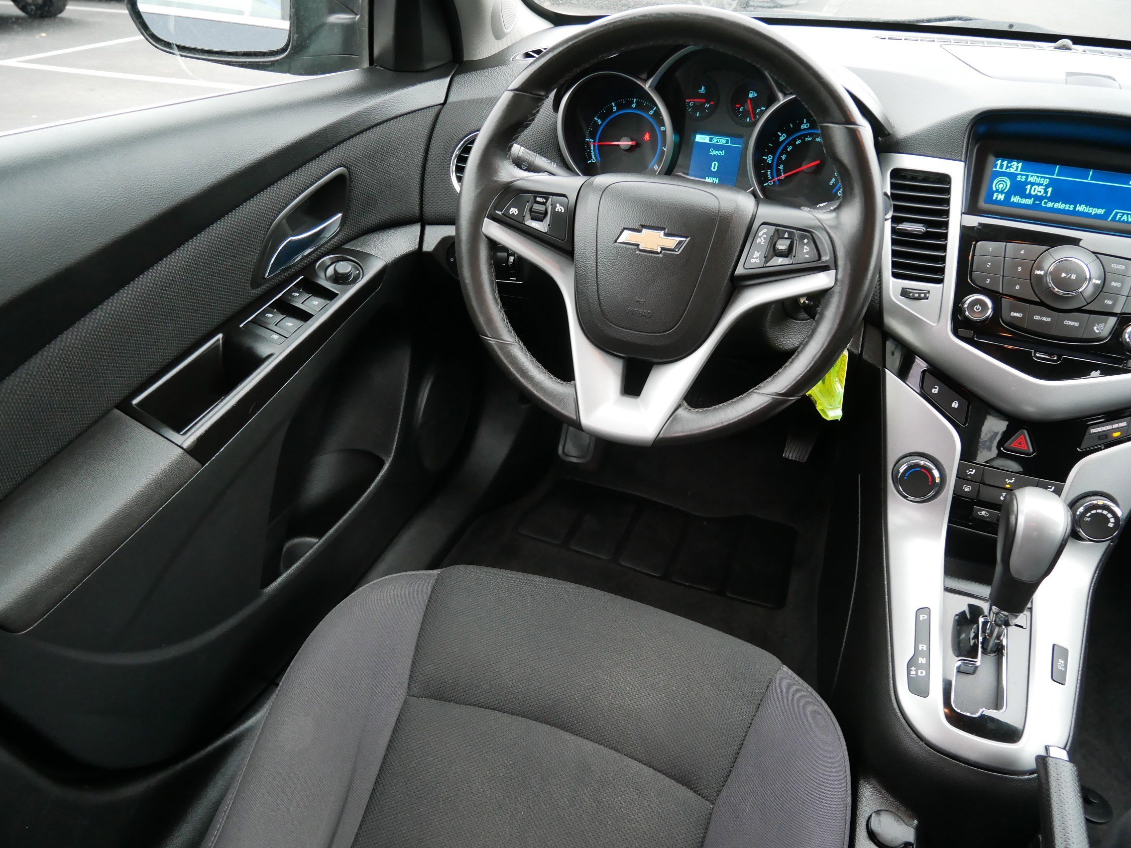 Used 2014 Chevrolet Cruze LT image 9