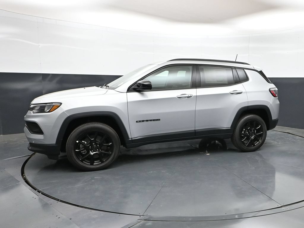 New 2026 Jeep Compass Latitude AWD/4WD image 30
