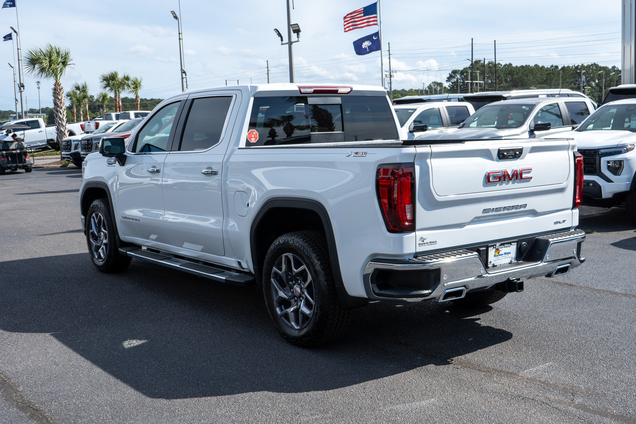 New 2026 GMC Sierra 1500 SLT AWD/4WD image 5