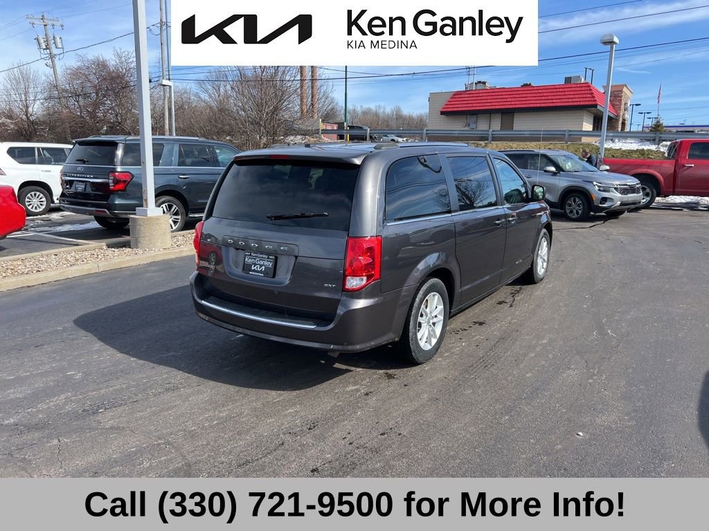 Used 2020 Dodge Grand Caravan SXT image 10