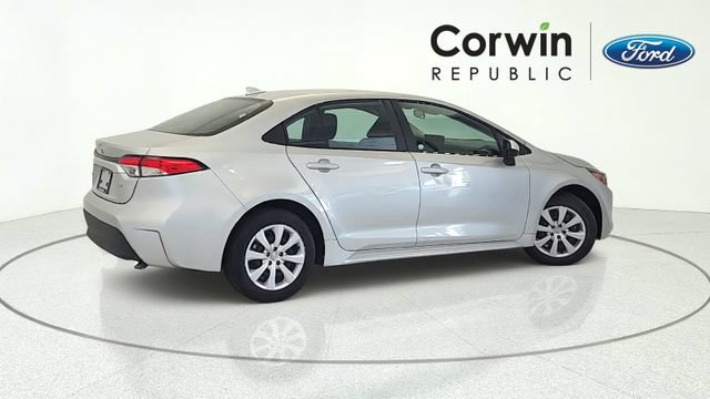 Used 2024 Toyota Corolla LE FWD image 6