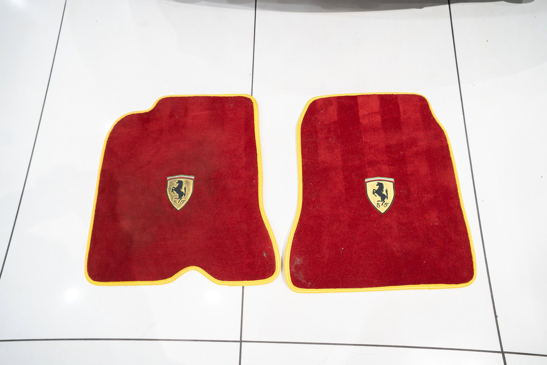 Used 2015 Ferrari California T image 59