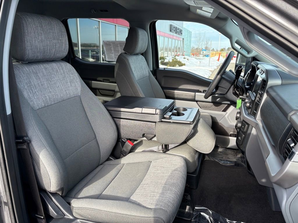 Used 2022 Ford F150 XLT w/ Trailer Tow Package image 13