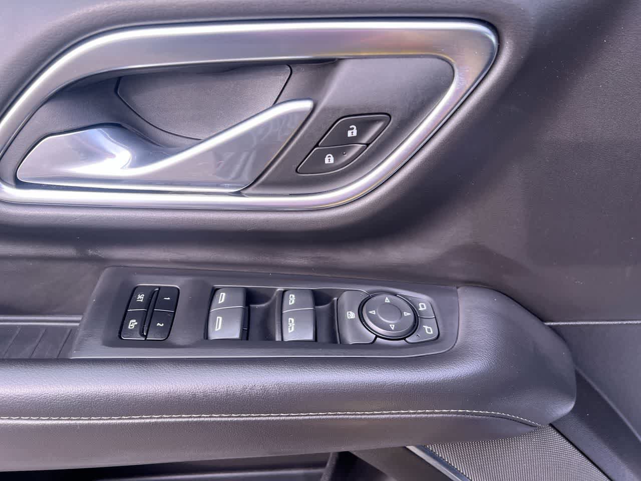 Used 2024 Chevrolet Tahoe LT AWD/4WD image 13