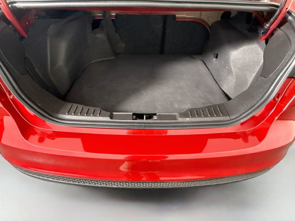 Used 2017 Ford Focus SE FWD image 33