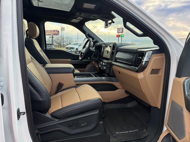 New 2026 Ford F250 Lariat w/ Lariat Ultimate Package image 42
