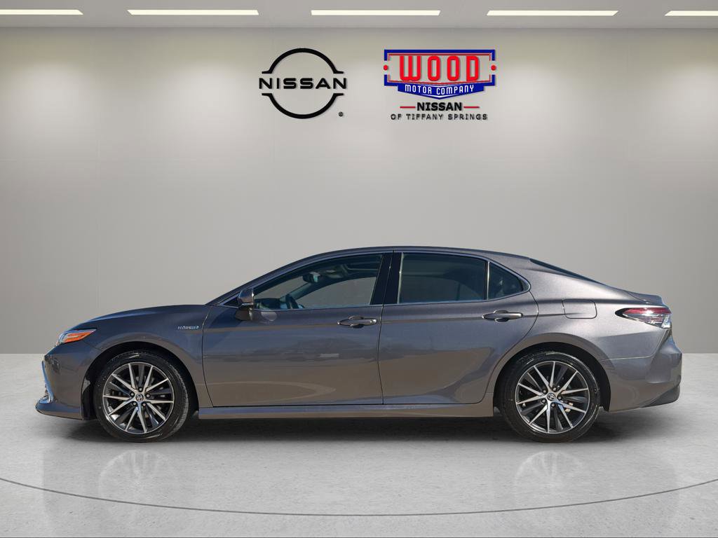 Used 2021 Toyota Camry XLE w/ Navigation Upgrade Package image 5