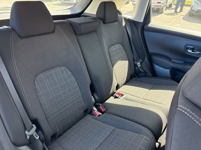 Used 2023 Honda HR-V LX image 11