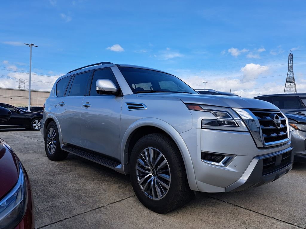 Used 2023 Nissan Armada SL w/ Captain's Chairs Package image 3