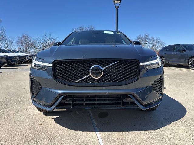 New 2026 Volvo XC60 B5 Plus w/ Protection Package Premier image 2