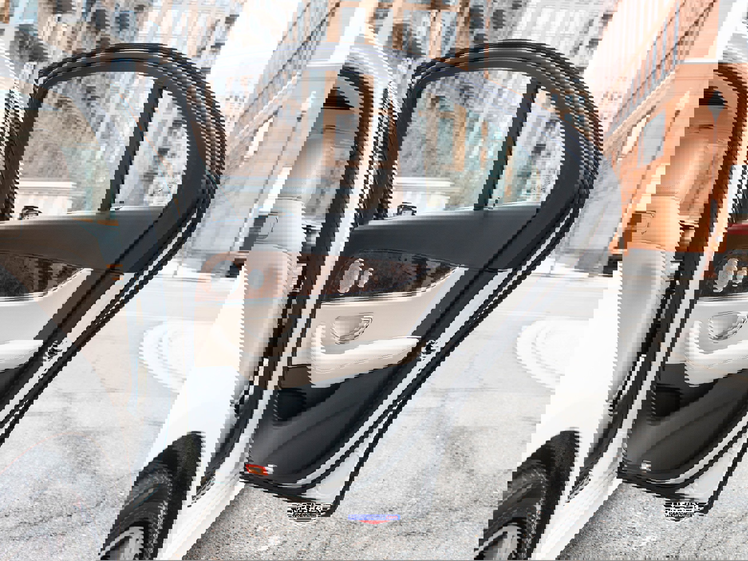 Used 2019 Mercedes-Benz E 300 300 image 44