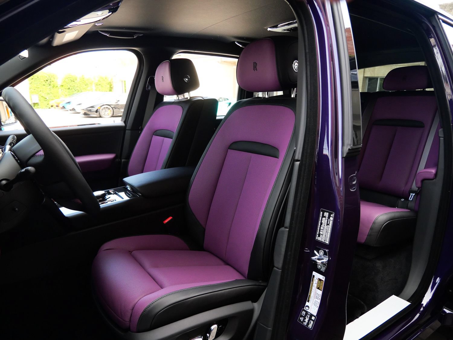New 2027 Rolls-Royce Cullinan Black Badge AWD/4WD image 26