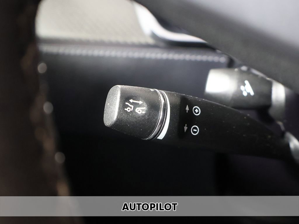 Used 2018 Tesla Model S 75D AWD/4WD image 3