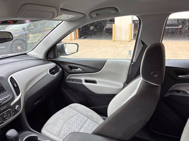 Used 2024 Chevrolet Equinox LS AWD/4WD image 21