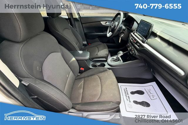 Used 2023 Kia Forte LXS FWD image 22