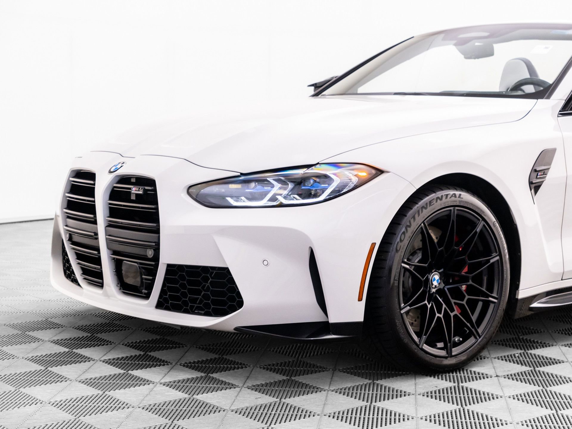 Used 2024 BMW M4 xDrive Competition AWD/4WD image 40