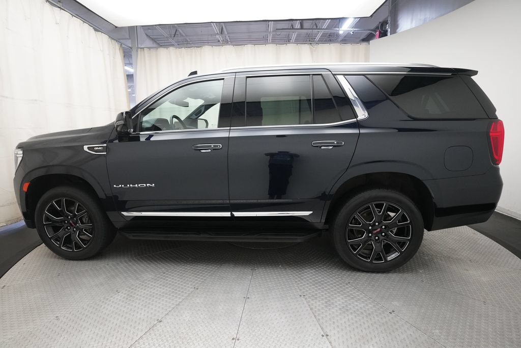 Used 2024 GMC Yukon SLT w/ SLT Luxury Package AWD/4WD image 25