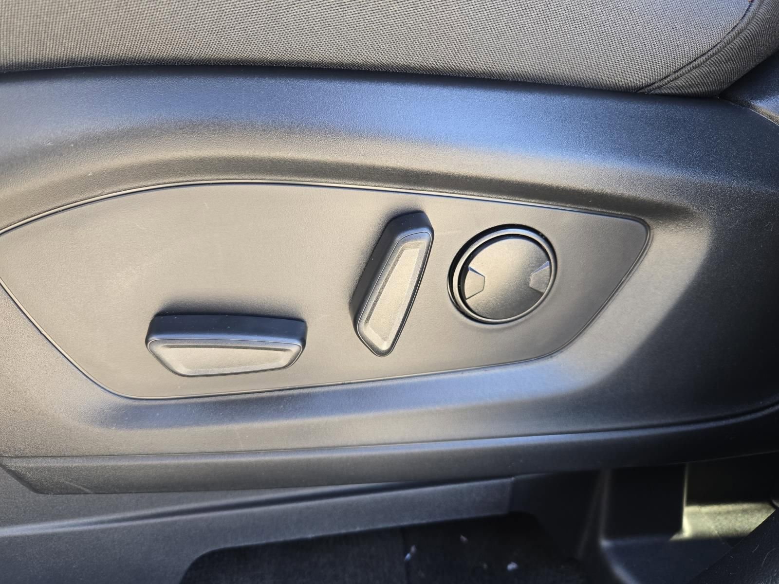 New 2026 Ford Explorer Active image 26