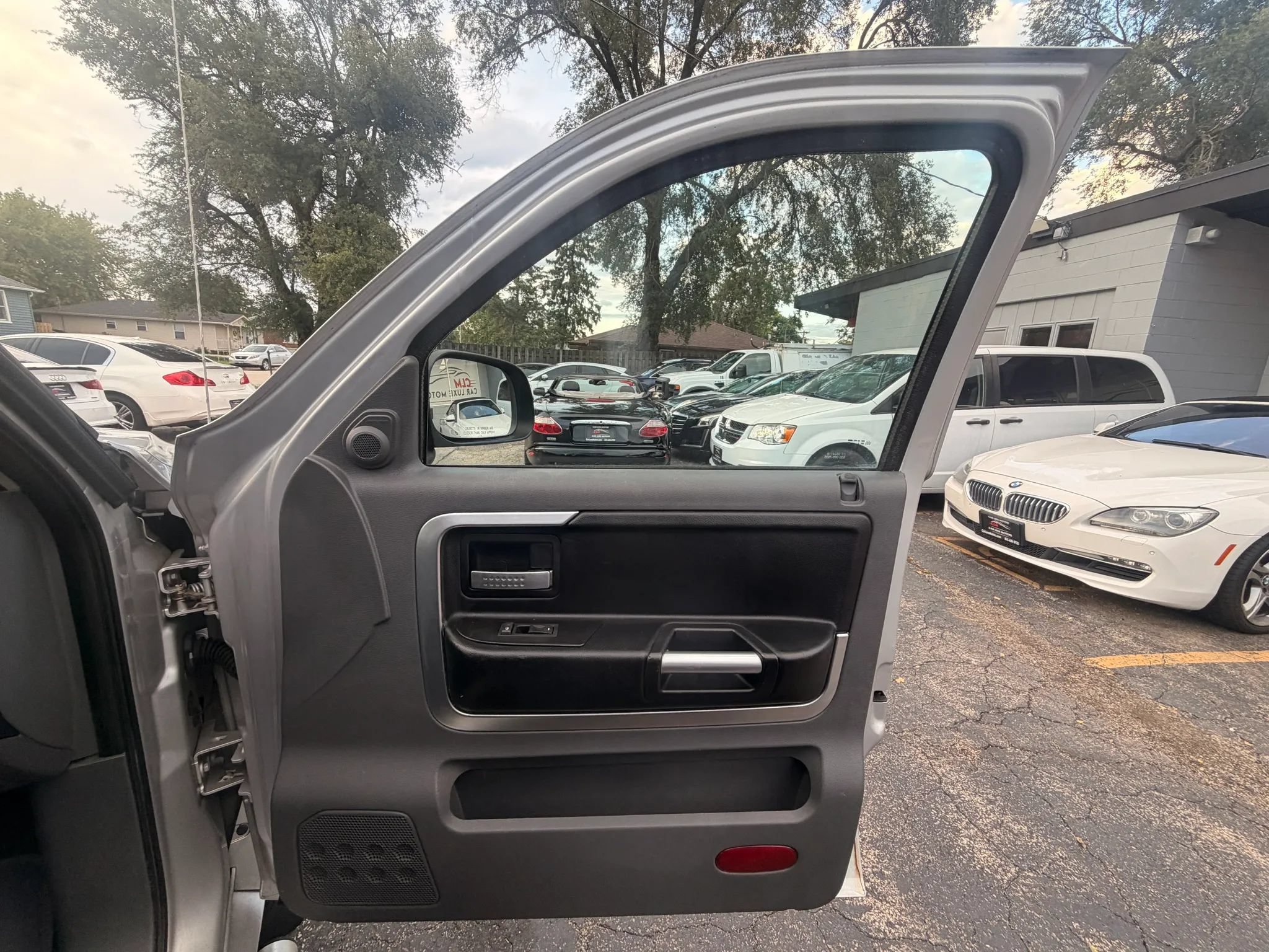 Used 2006 Mitsubishi Raider DuroCross AWD/4WD image 26