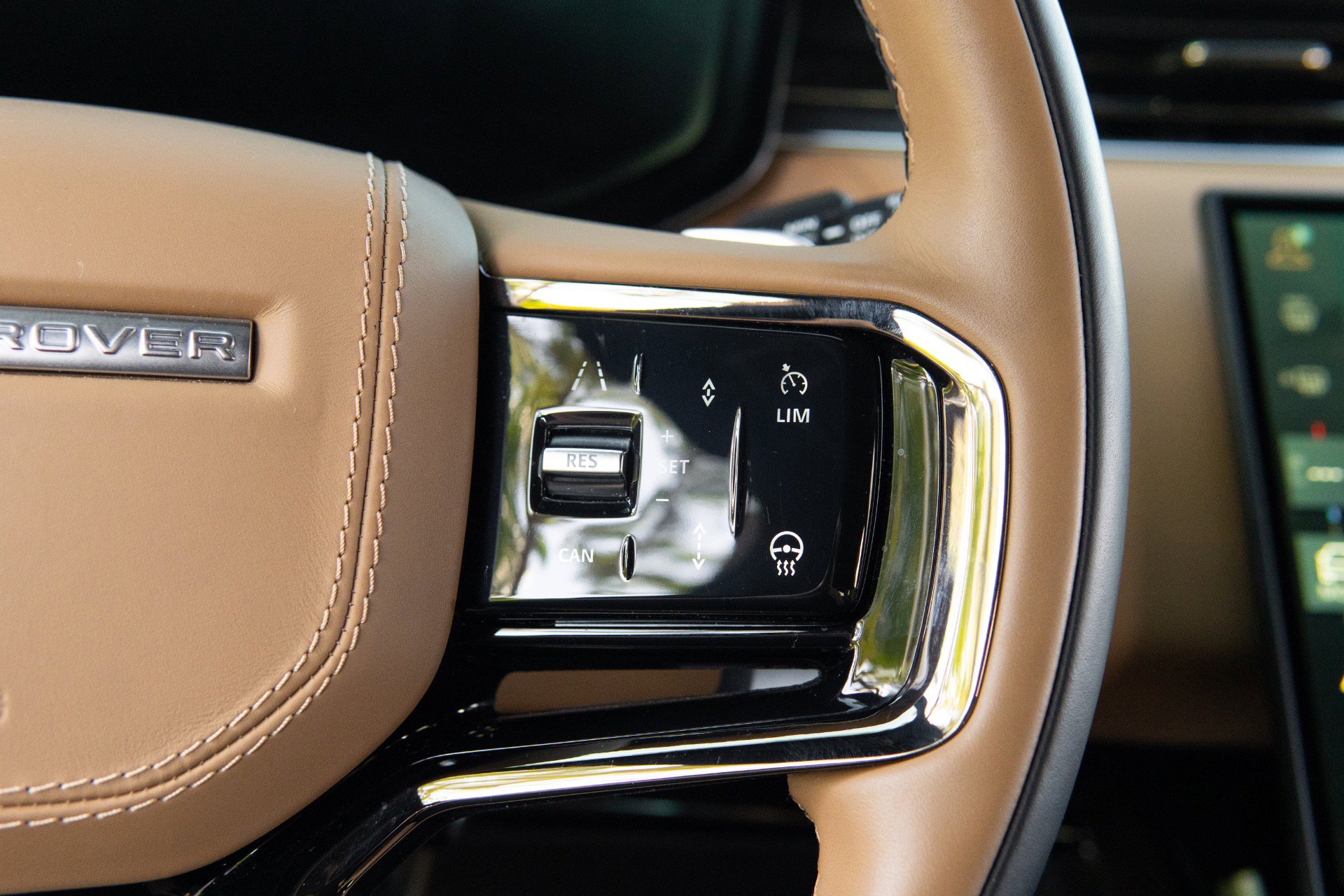 Used 2025 Land Rover Range Rover Sport Dynamic SE AWD/4WD image 34