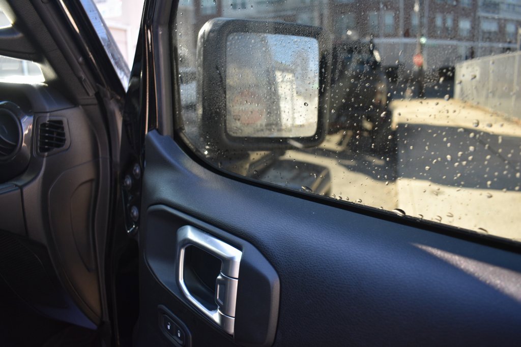 Used 2022 Jeep Gladiator Sport image 22