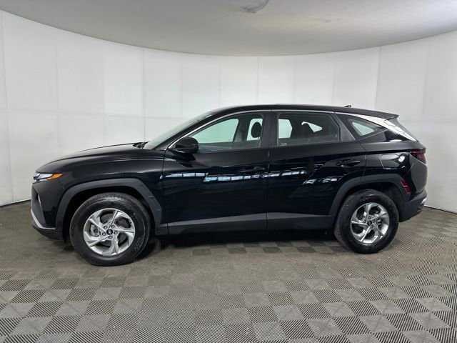Certified 2023 Hyundai Tucson SE image 6