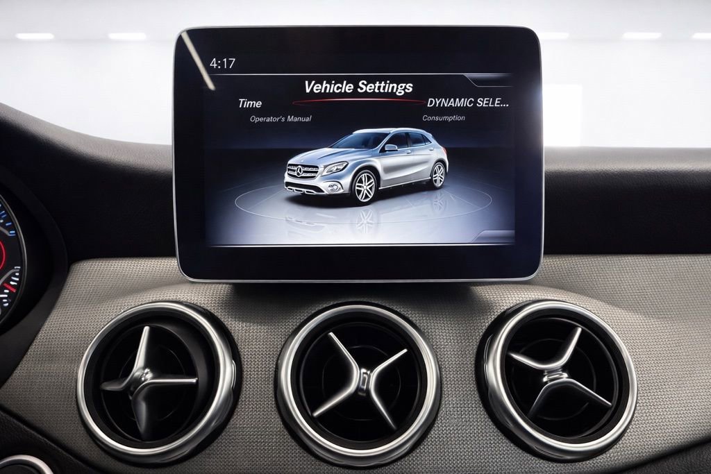 Used 2020 Mercedes-Benz GLA 250 4MATIC image 22