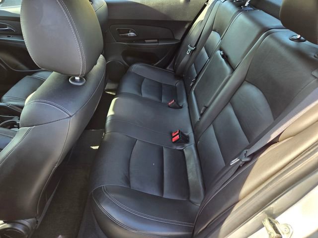 Used 2012 Chevrolet Cruze LT FWD image 11