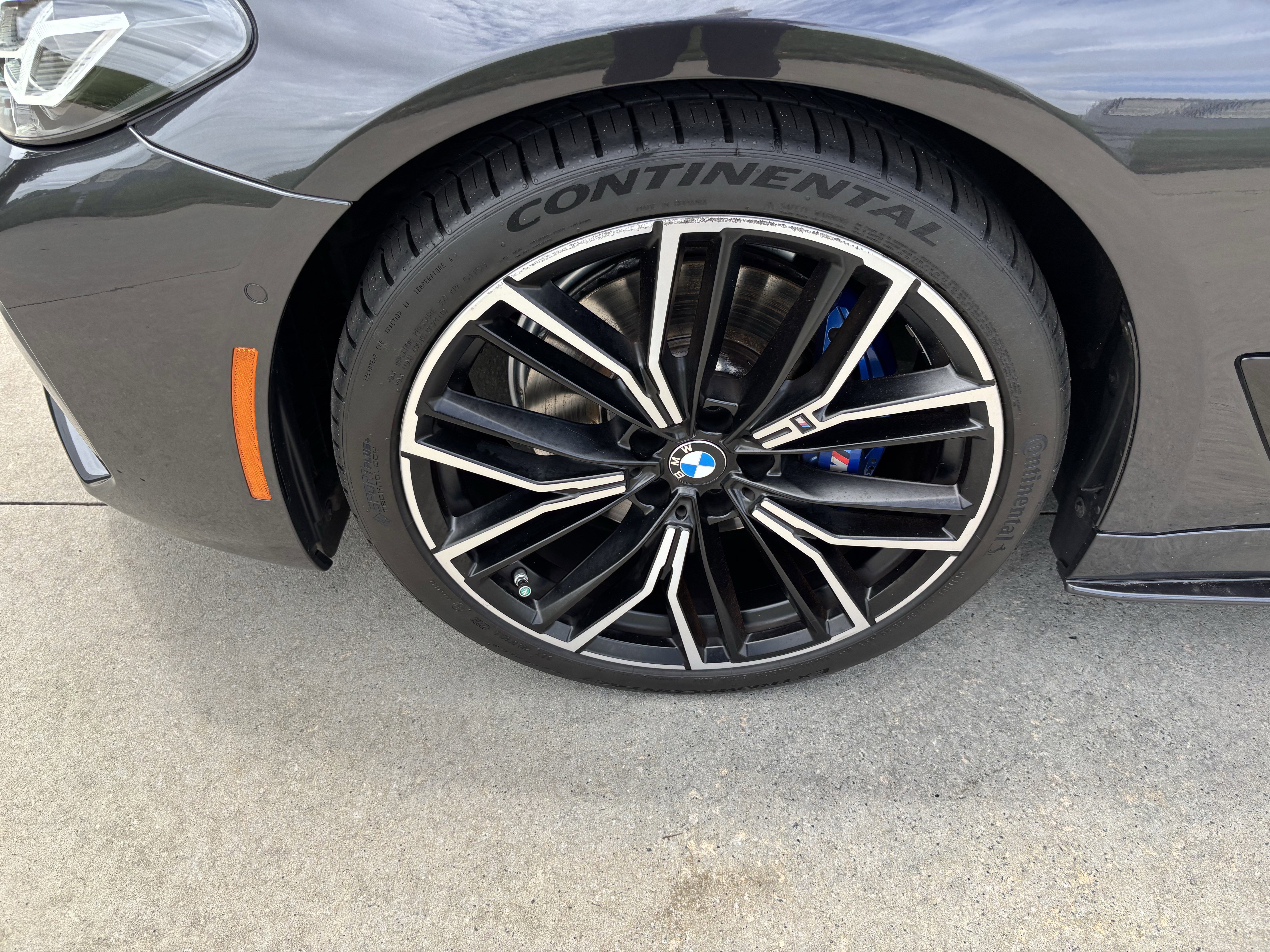 Certified 2023 BMW 530i w/ M Sport Package RWD image 13
