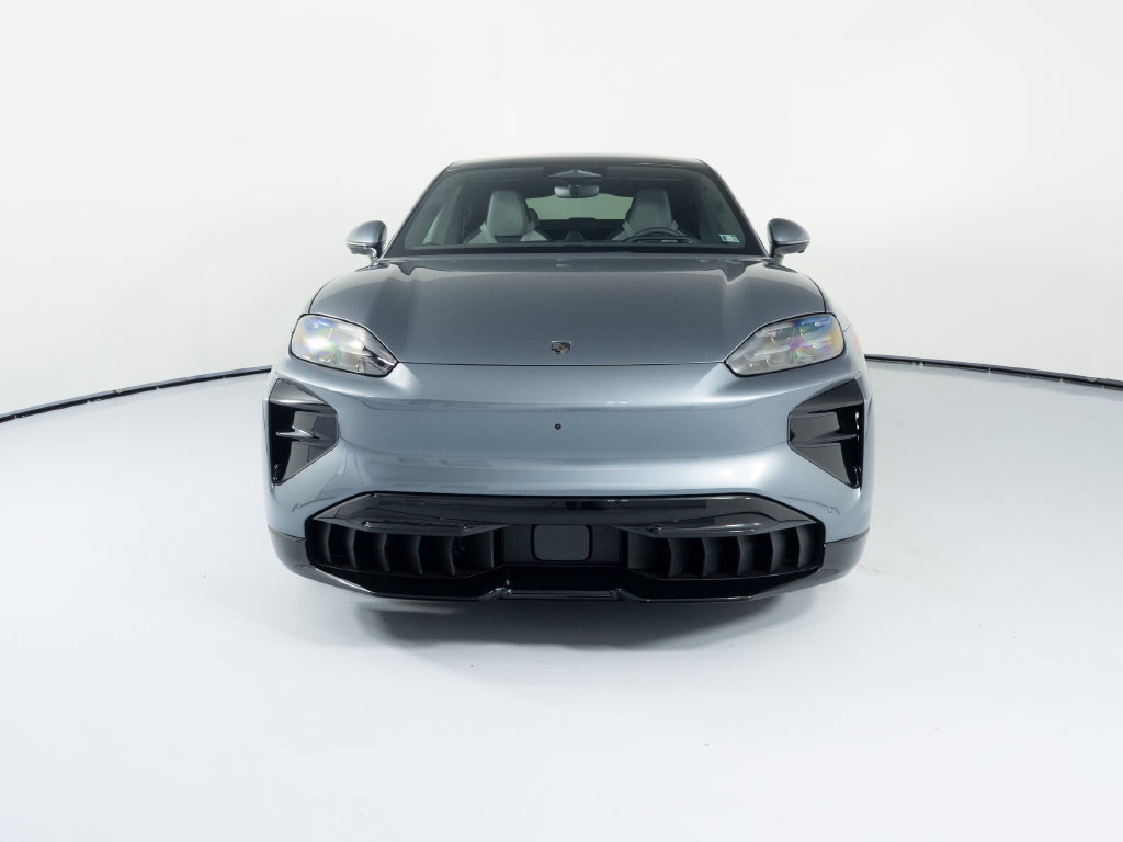 New 2026 Porsche Cayenne Turbo AWD/4WD image 13