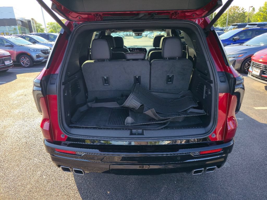 Certified 2024 Chevrolet Traverse RS w/ LPO, Floor Liner Package AWD/4WD image 27