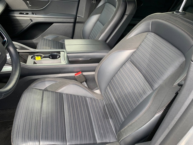 Certified 2024 Lincoln Nautilus Reserve w/ Jet Appearance Package (87T) AWD/4WD image 18