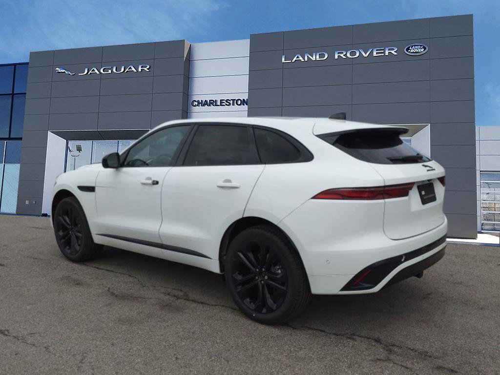 New 2026 Jaguar F-PACE R-Dynamic S image 3