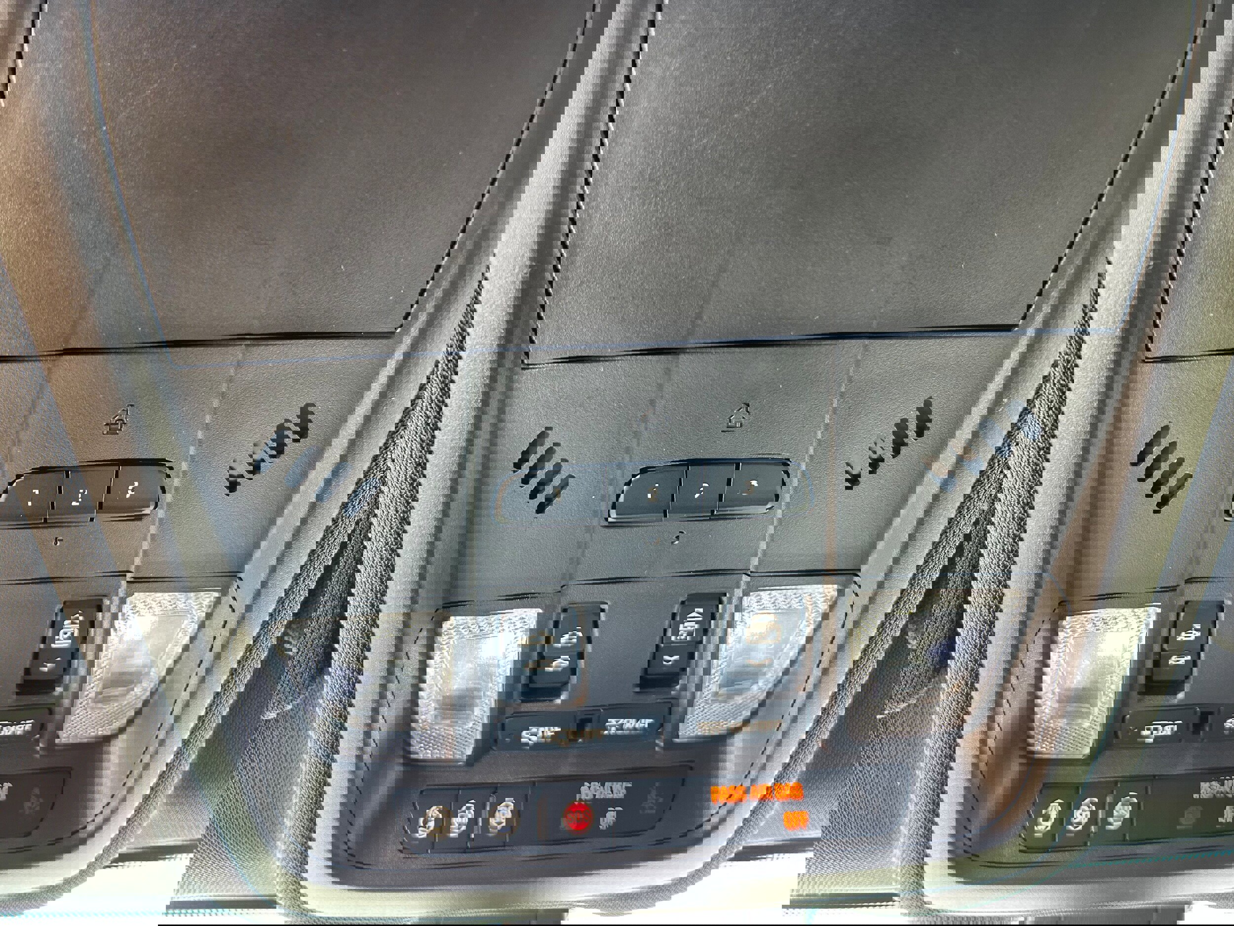 Used 2019 Chevrolet Equinox Premier image 19