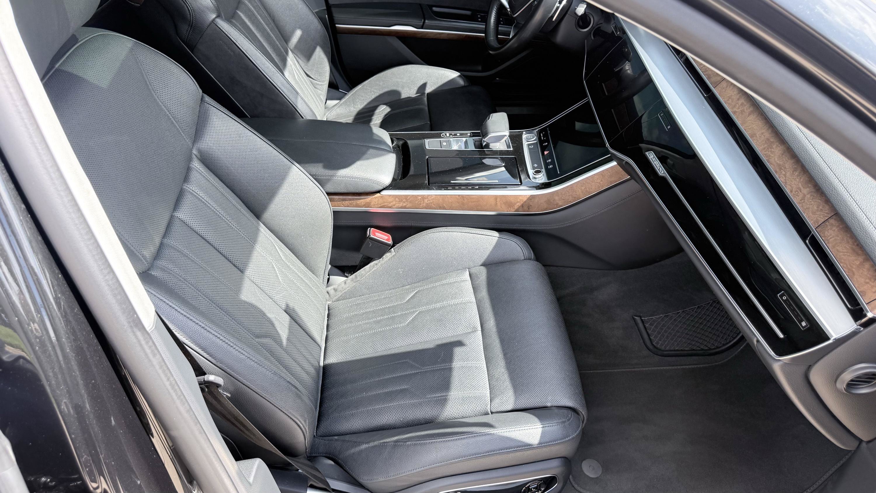 Used 2020 Audi A8 L 3.0T w/ Executive Package AWD/4WD image 44