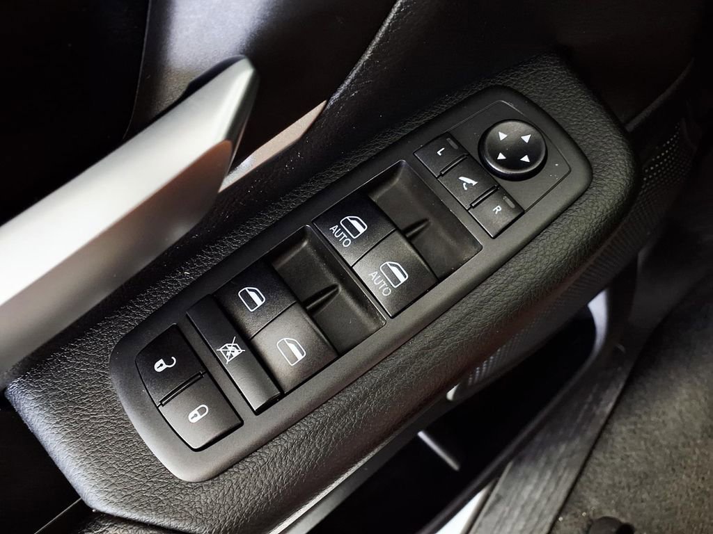 Used 2019 RAM 1500 Big Horn image 25