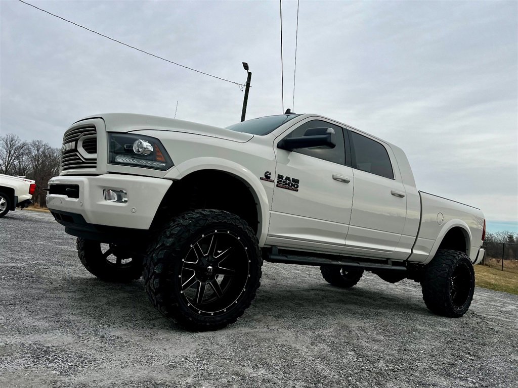 Used 2018 RAM 2500 Laramie w/ Sport Appearance Group image 18