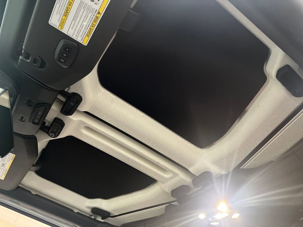 Used 2020 Jeep Gladiator Rubicon AWD/4WD image 22