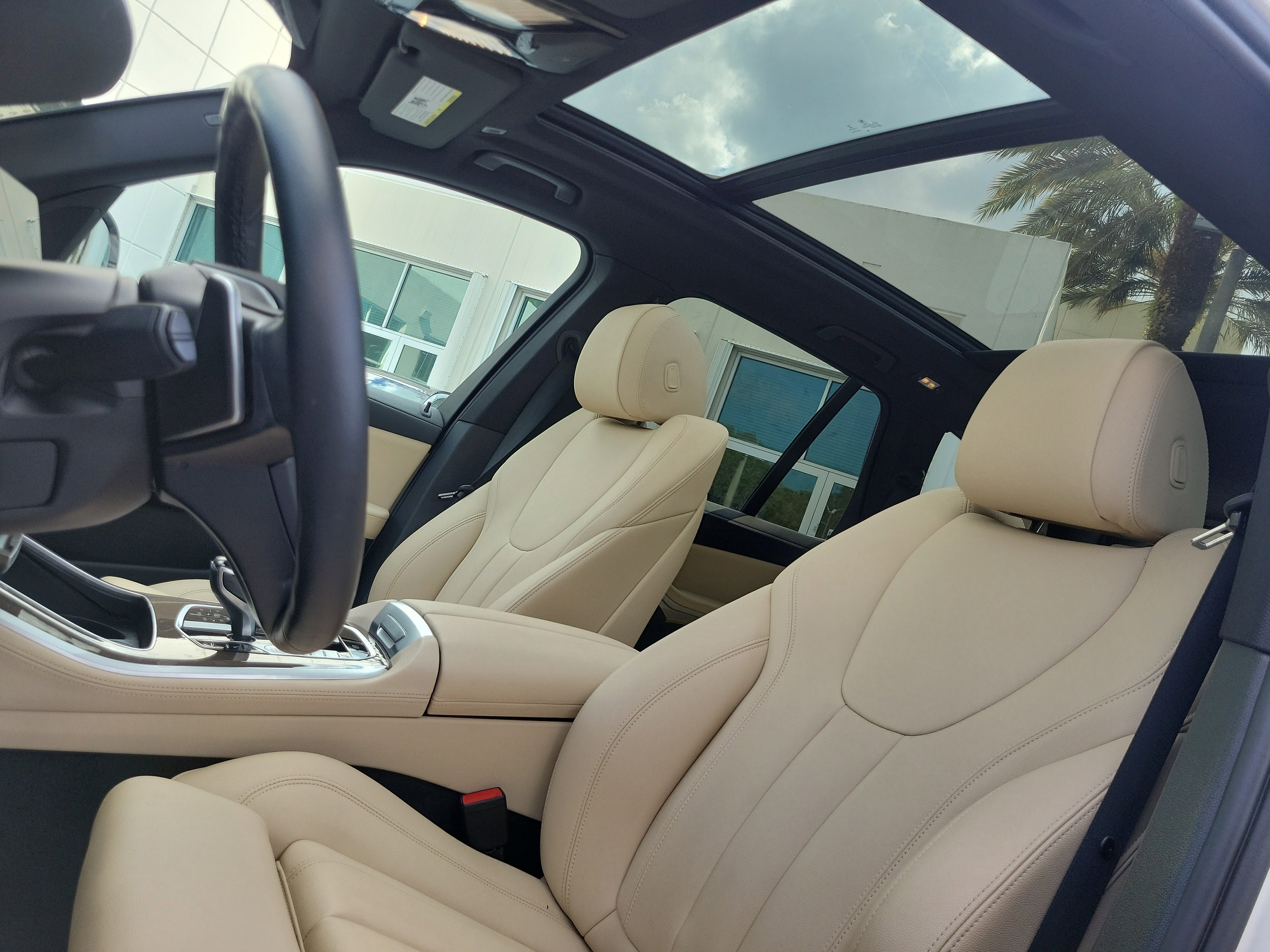 Used 2022 BMW X5 sDrive40i w/ Premium Package image 24