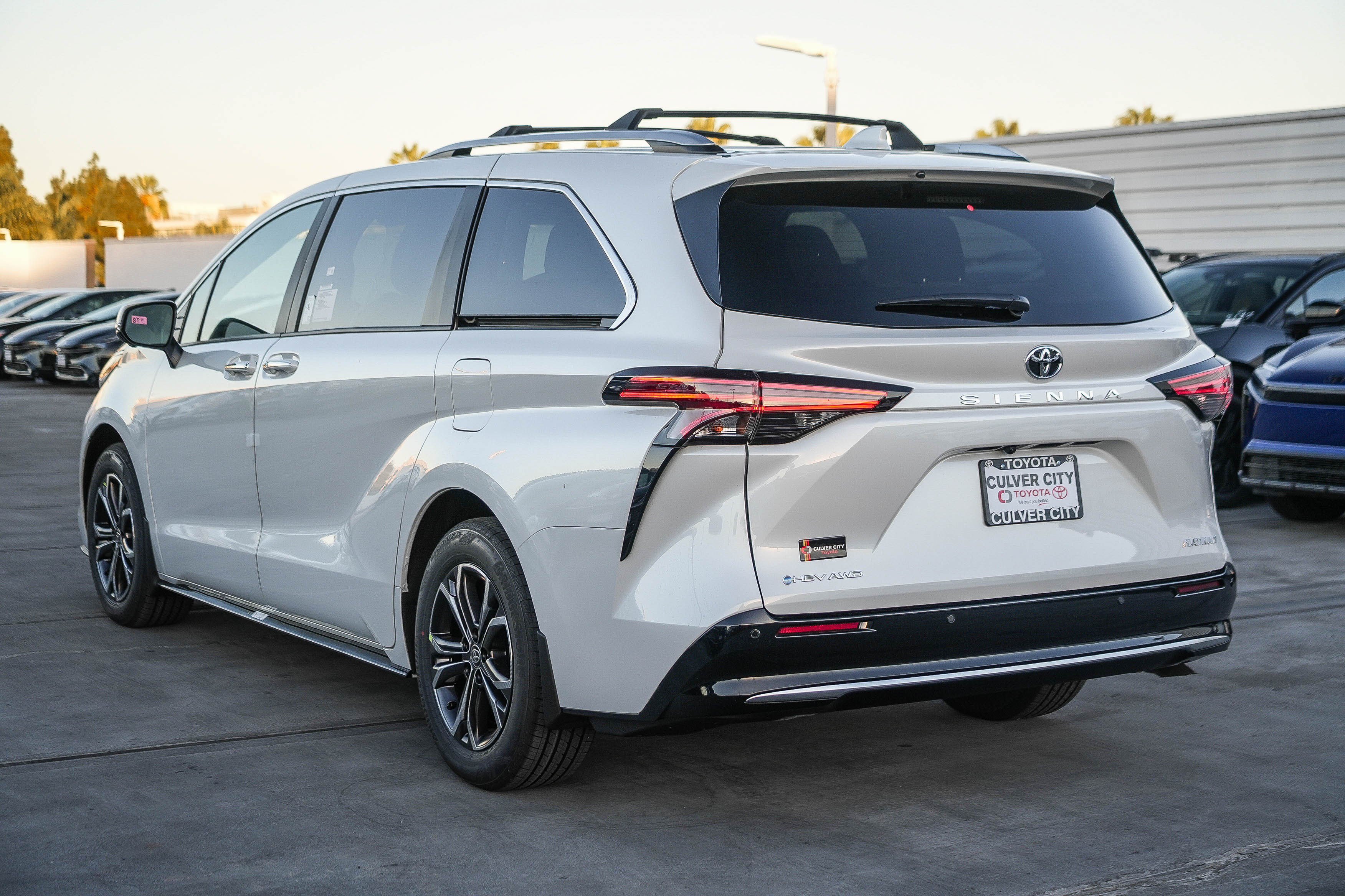 New 2026 Toyota Sienna Platinum AWD/4WD image 7