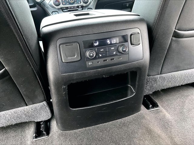 Used 2018 GMC Yukon SLT w/ Premium Edition RWD image 25