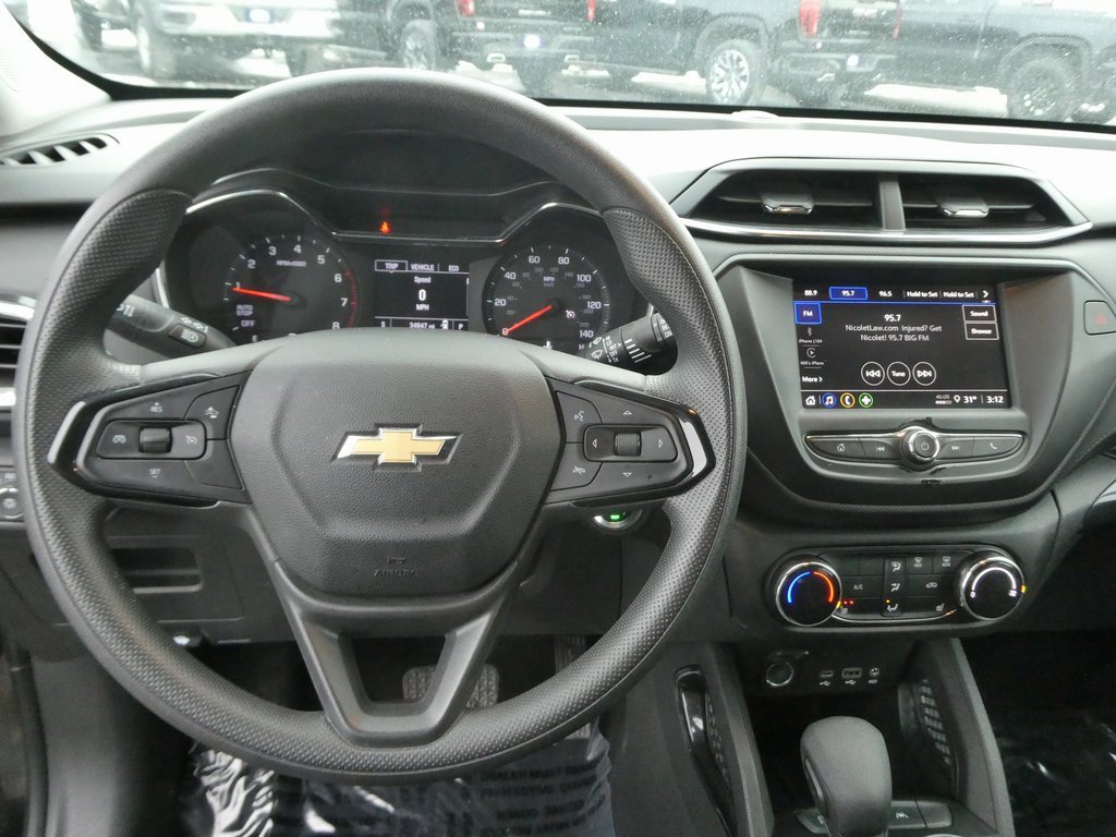 Used 2023 Chevrolet TrailBlazer LT image 18