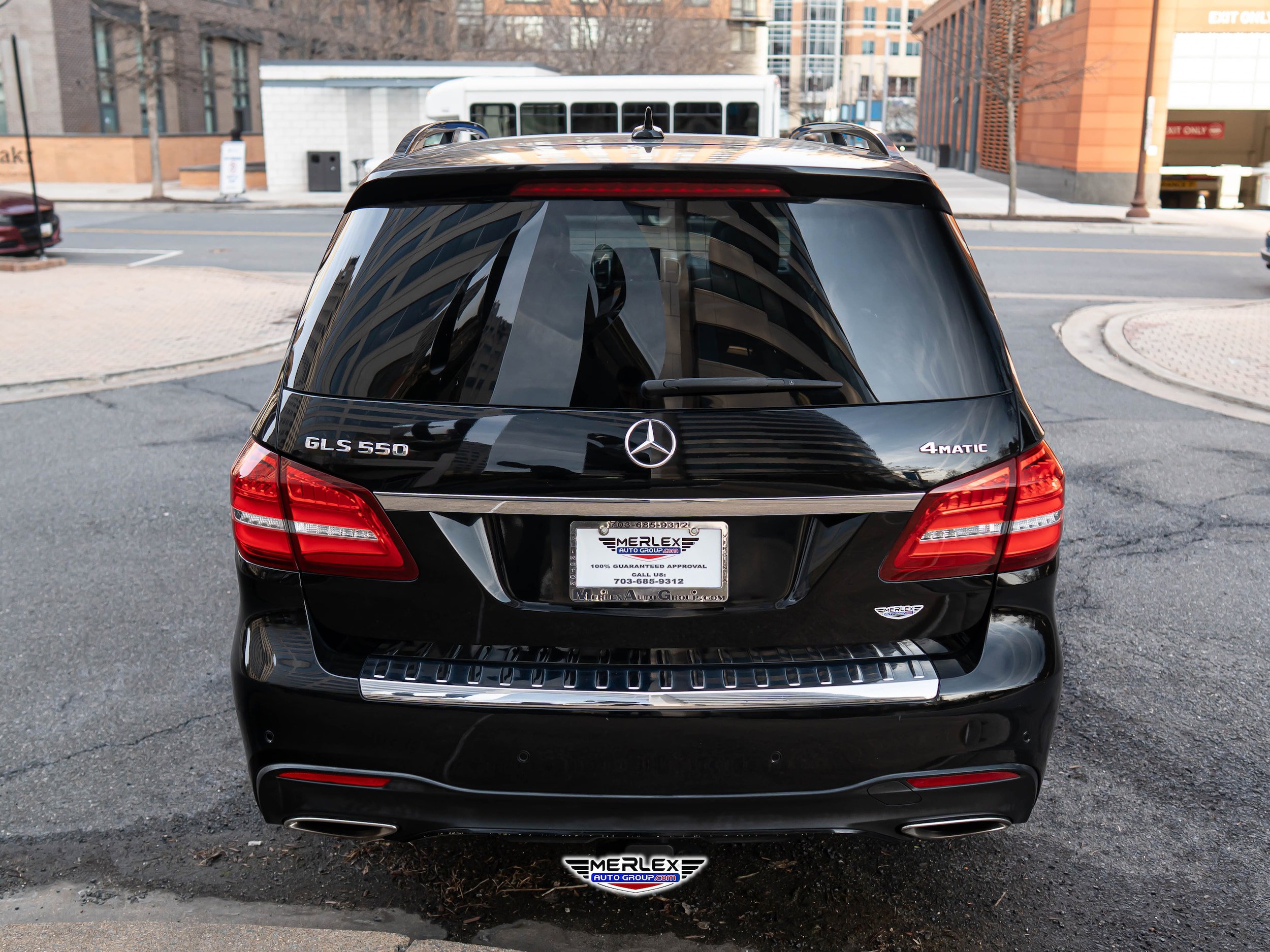 Used 2017 Mercedes-Benz GLS 550 4MATIC image 6