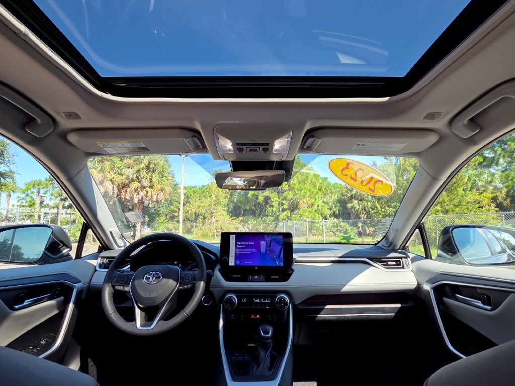 Certified 2023 Toyota RAV4 Limited FWD image 4