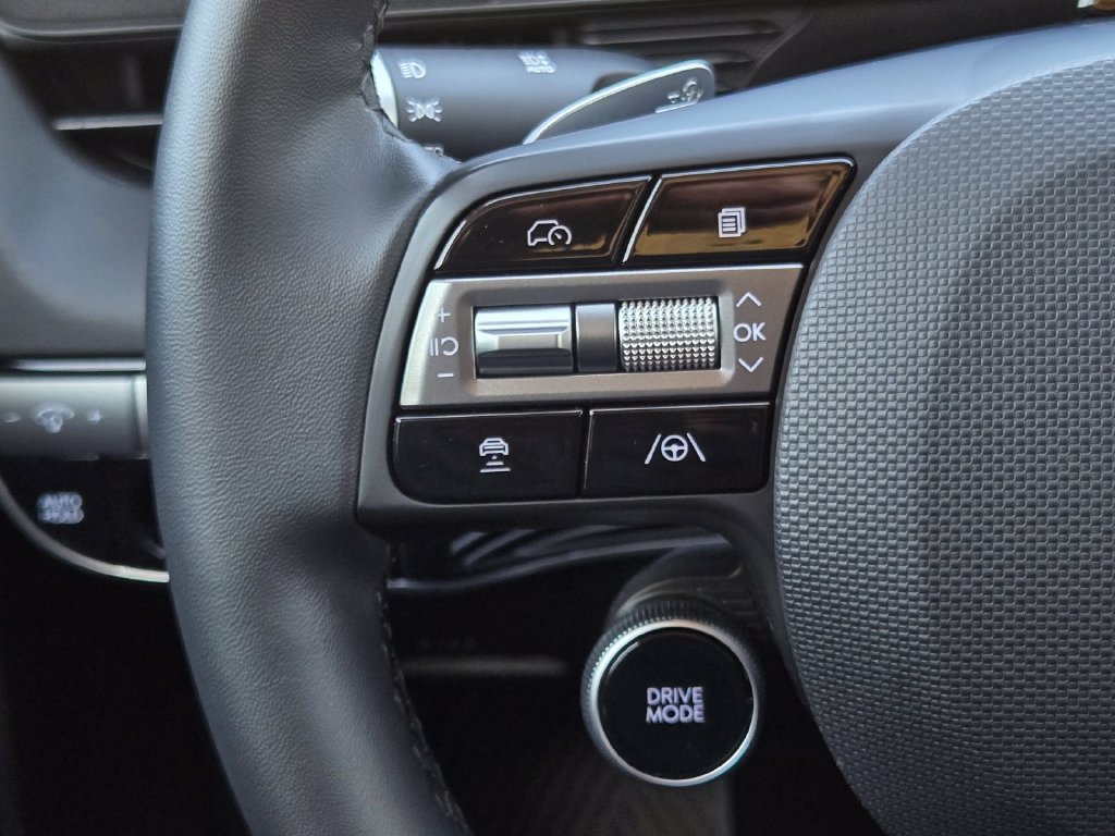 Used 2025 Hyundai Ioniq 5 SE RWD image 25